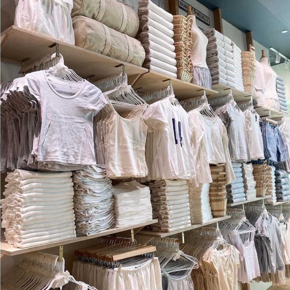 brandy melville mystery box 🖤 CLOSET CLEAN OUT SALE! - Picture 1 of 8